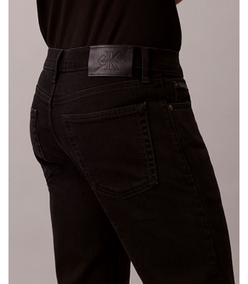 dettaglio patta del jeans