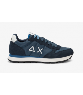 lato scarpa e logo