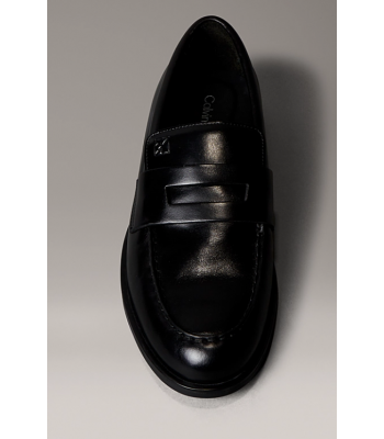 parte frontale e patta in evidenza