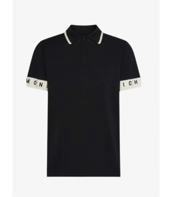 polo con dettaglio logo in contrasto