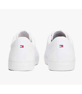 dettaglio retro della scarpa