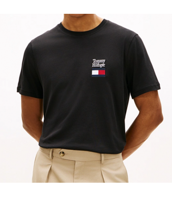 t-shirt con logo